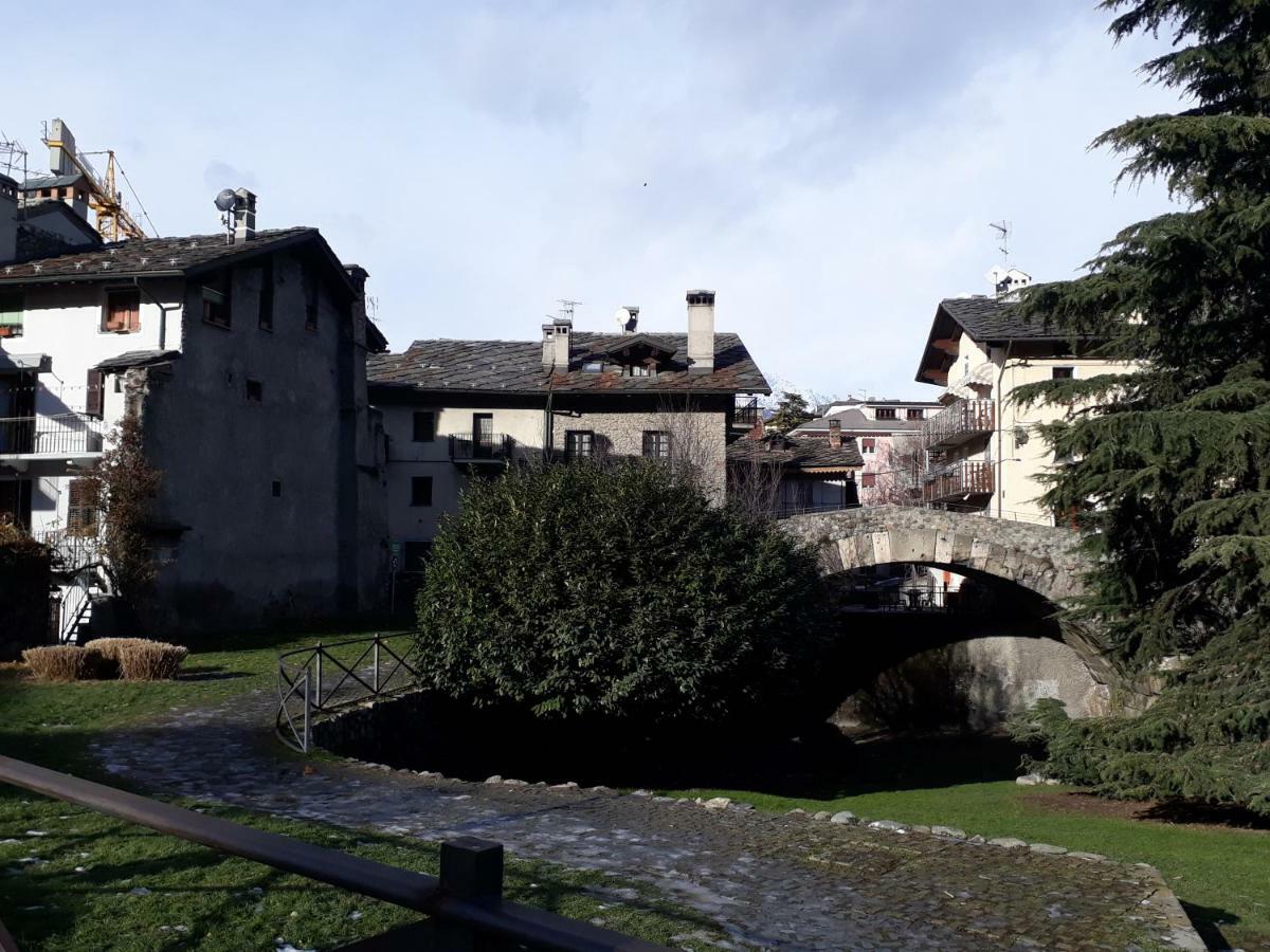 Aosta Romana Case Vacanza المظهر الخارجي الصورة