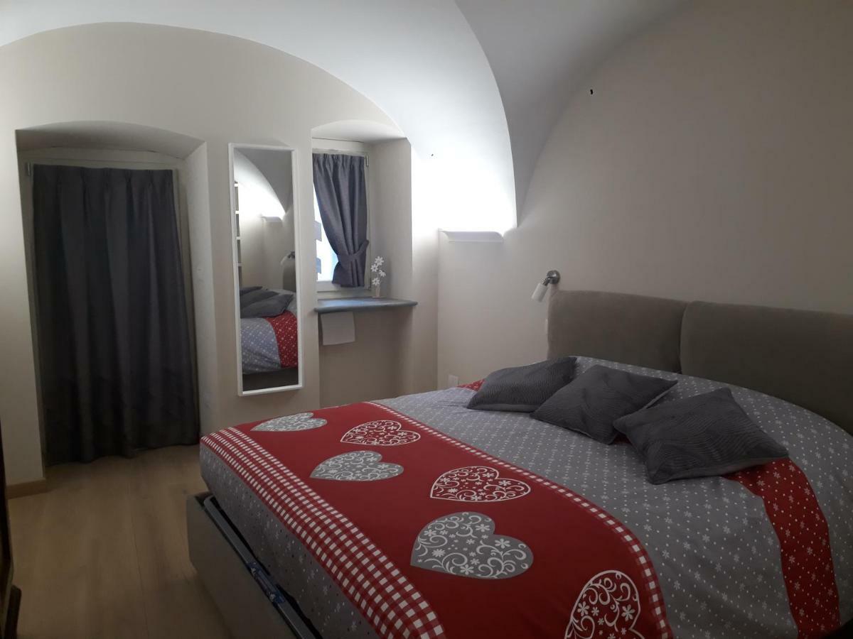 Aosta Romana Case Vacanza المظهر الخارجي الصورة